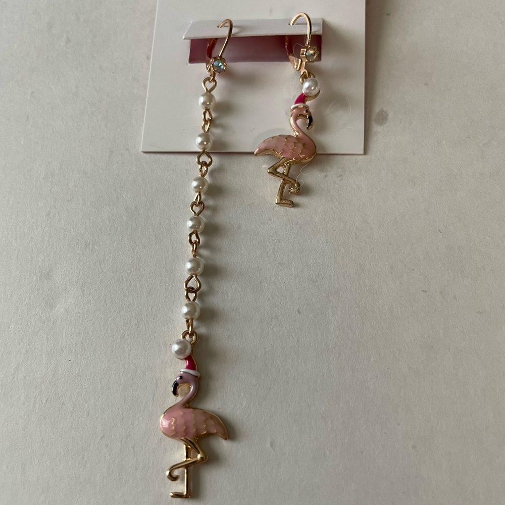 Betsey Johnson earrings - Picture 2 of 7